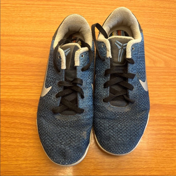 Nike Kobe 11 Brave Blue - Picture 3 of 9